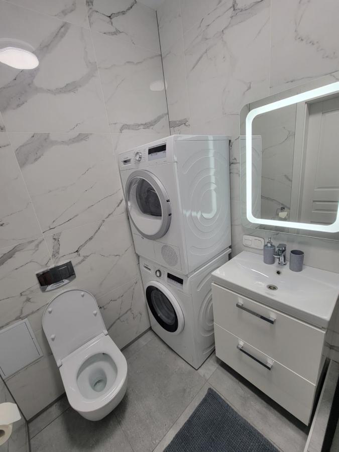 Warm & Cozy Apartment In The Heart Of Historical לבוב מראה חיצוני תמונה